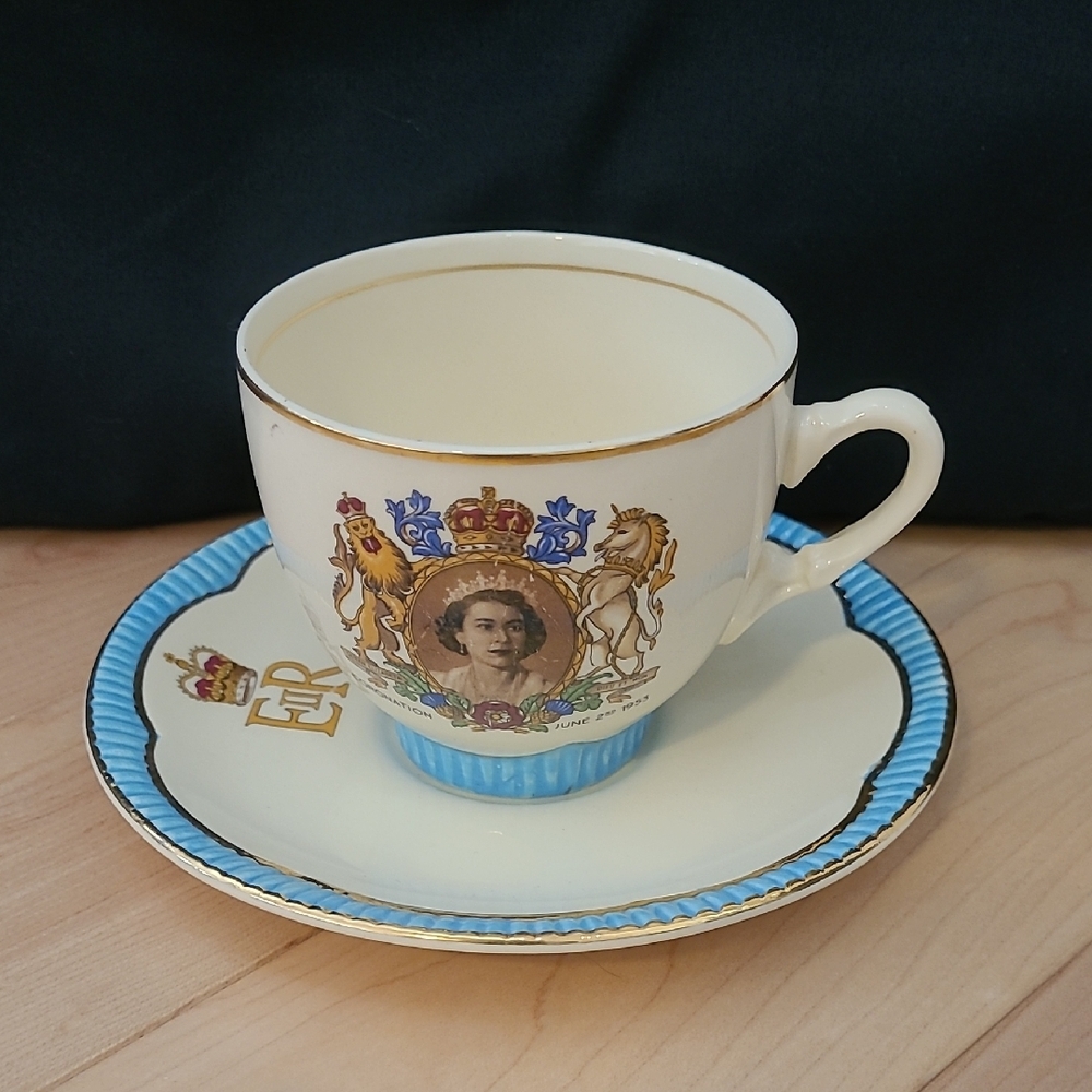 Vintage Clarice Cliff Queen Elizabeth II Coronation 1953 Teacup and Saucer Set